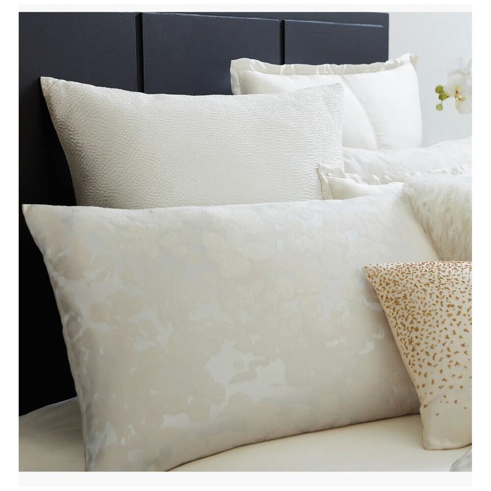 Donna Karan Aura Collection Jacquard Standard Queen Sham NEW